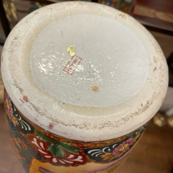 Magnificent Satsuma  Japanese ornate vase Geisha scenery 24” giant STUNNING - Picture 9 of 13